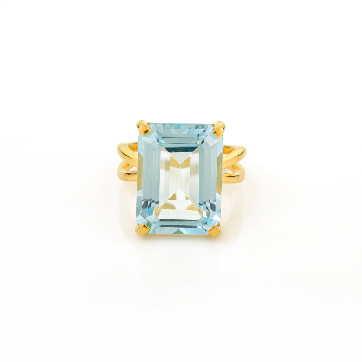 Cassia ring - Blue Topaz