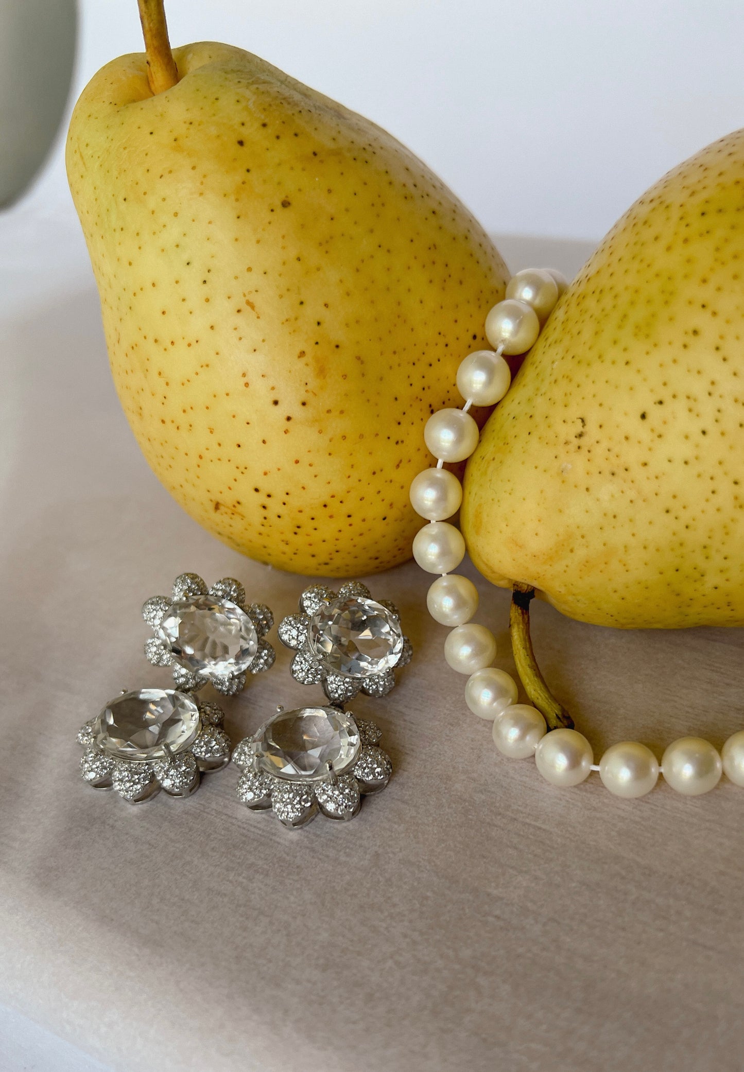 Frosted Daisy Earrings